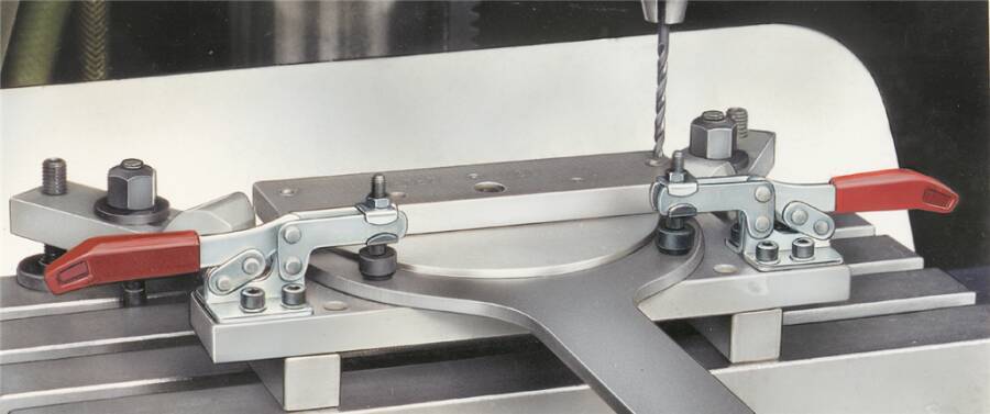 Waagerechtspanner 93021 Größe 2 Haltekraft (F1) 1,00 kN Haltekraft (F2) 1,20 kN Höhe 45 mm Länge 162 mm Andrückschraube