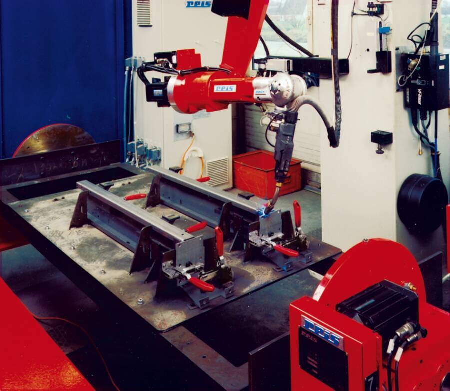 Senkrechtspanner 90001 Größe 0 Haltekraft (F1) 0,5 kN Haltekraft (F2) 0,7 kN Höhe 81 mm Länge 49 mm Andrückschraube M 4
