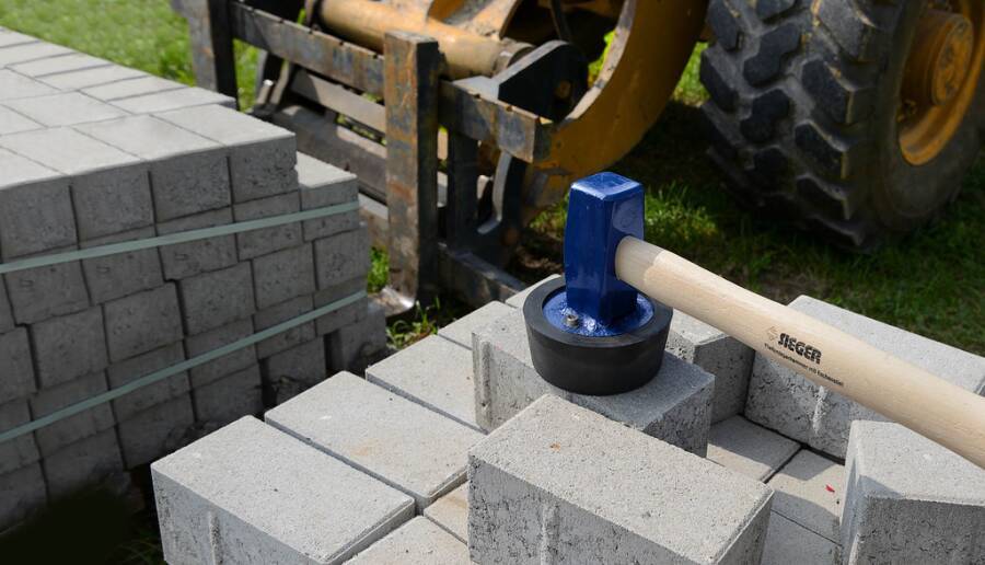 Plattenlegerhammer rund WEG2053721 Ausführung rund für Kopfgewicht 1250 g Stiellänge 360 mm