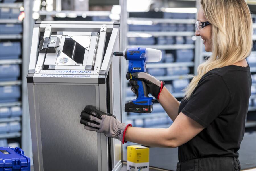 Blindnietgerät Birdie® CAS 1746720 Spannung 18 V Setzkraft 10.000 N Setzhub 25 mm Arbeitsbereich alle Werkstoffe Blindni