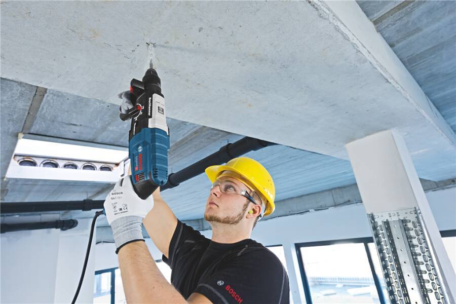 Bohrhammer GBH 2-28 0611267500 Lieferumfang Maschinentuch, Zusatzhandgriff, Tiefenanschlag 210 mm, Handwerkerkoffer Nenn