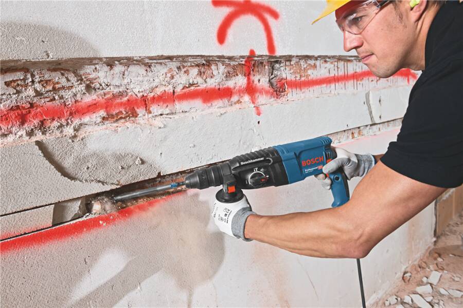 Bohrhammer GBH 2-26 F 06112A4000 Lieferumfang Schnellwechselbohrfutter, Wechselfutter SDS-plus, Zusatzhandgriff, Maschin