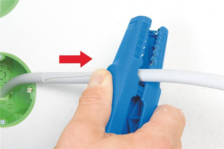 Abisolierwerkzeug Multi-Stripper 400 44158