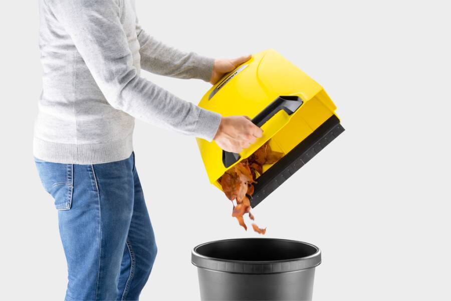 Handkehrmaschine S 4 Twin 2-in-1 17663650 Arbeitsbreite 680 mm Kehrgutbehälter 20 l Theoretische Flächenleistung 2400 m