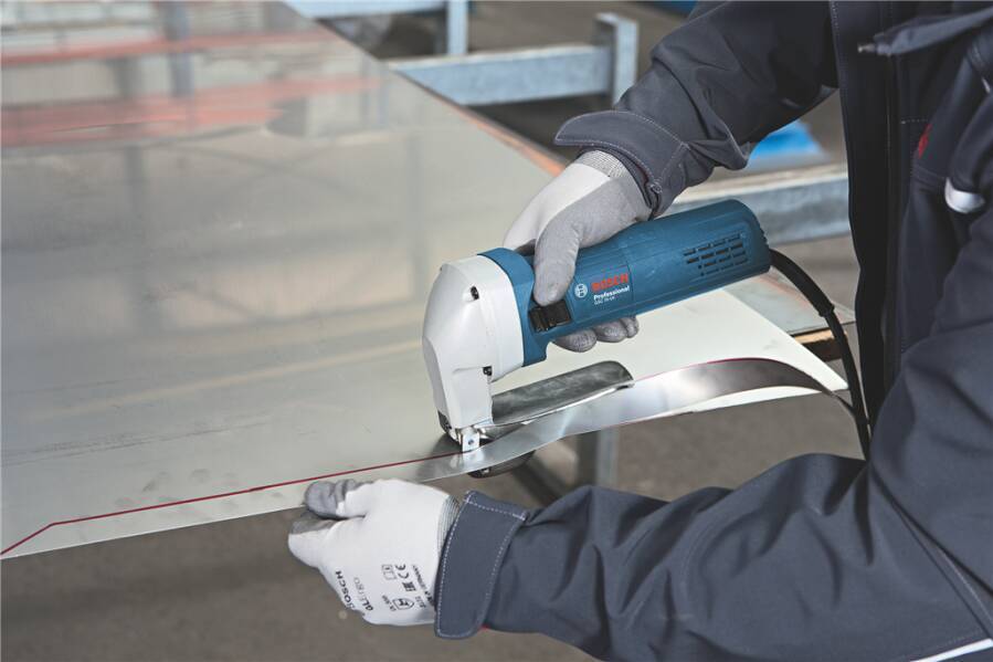 Blechschere GSC 75-16 0601500500 Nennaufnahme 750 W Hubzahl 5200 /min Stahl (400 N/mm²) 1,6 mm Alu (200 N/mm²) 2,2 mm kl