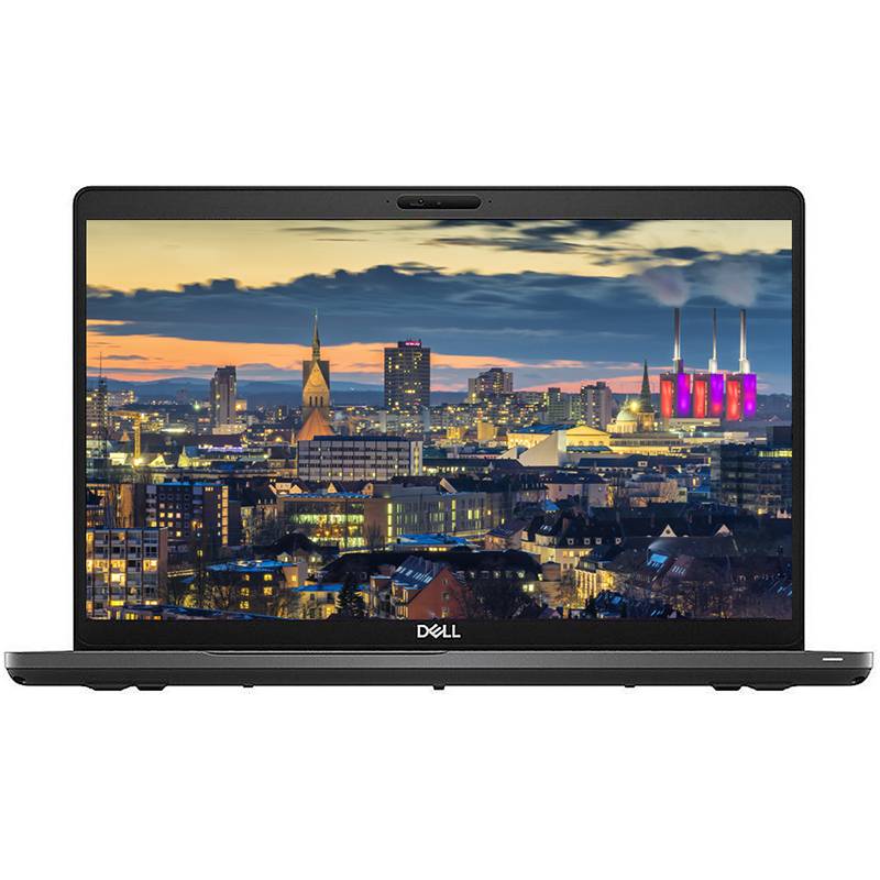 Schwarzer Dell-Laptop, der auf dem Bildschirm eine Stadtskyline in der Dämmerung zeigt, mit beleuchteten Gebäuden und Schornsteinen im Hintergrund.