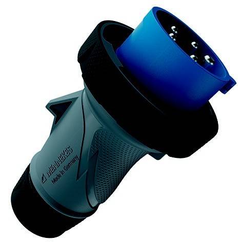 Blauer und schwarzer Industrie-Elektrostecker auf weißem Hintergrund