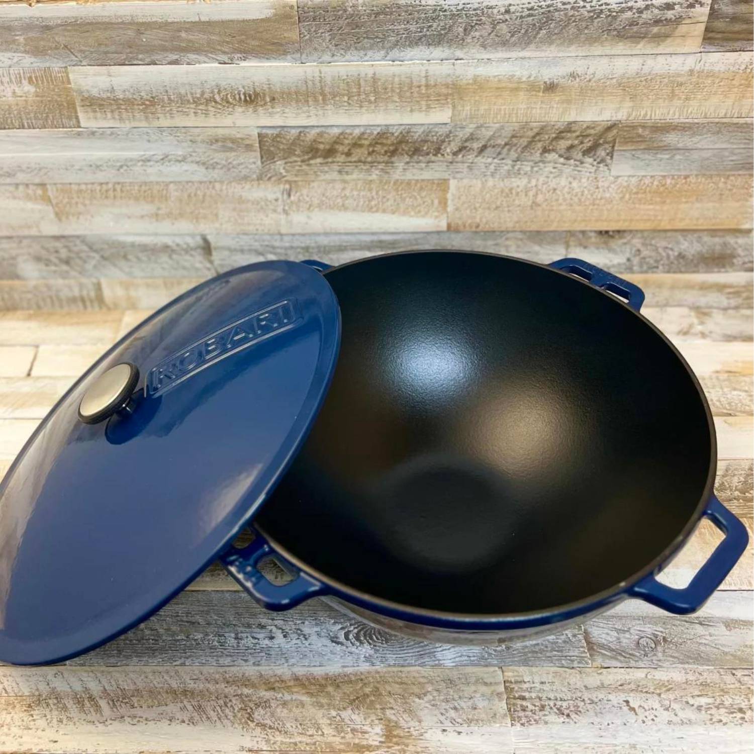 Kasan ROBARI Wok ASIA 12 Liter mit Deckel aus Gusseisen emailliert blau
