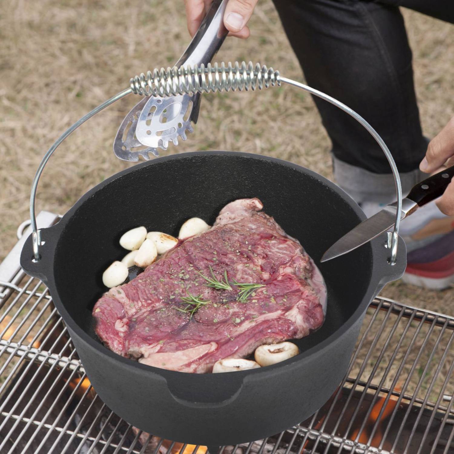 El Fuego Dutch Oven Schwarz Kasan Gusseisen mit Deckelheber 11,28 Liter AY464