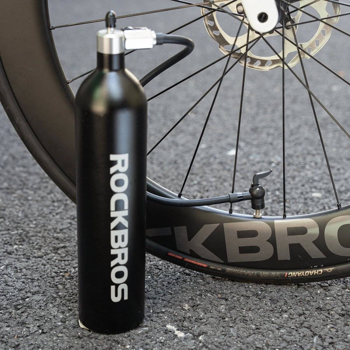 Rockbros Tubeless Reifenfüller 200 PSI 1.2l - Schwarz