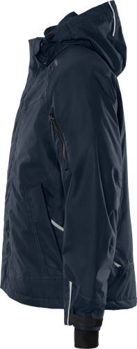 Eine marineblau Jacke mit einer Reißverschlusstasche, die am Ärmel sichtbar ist.