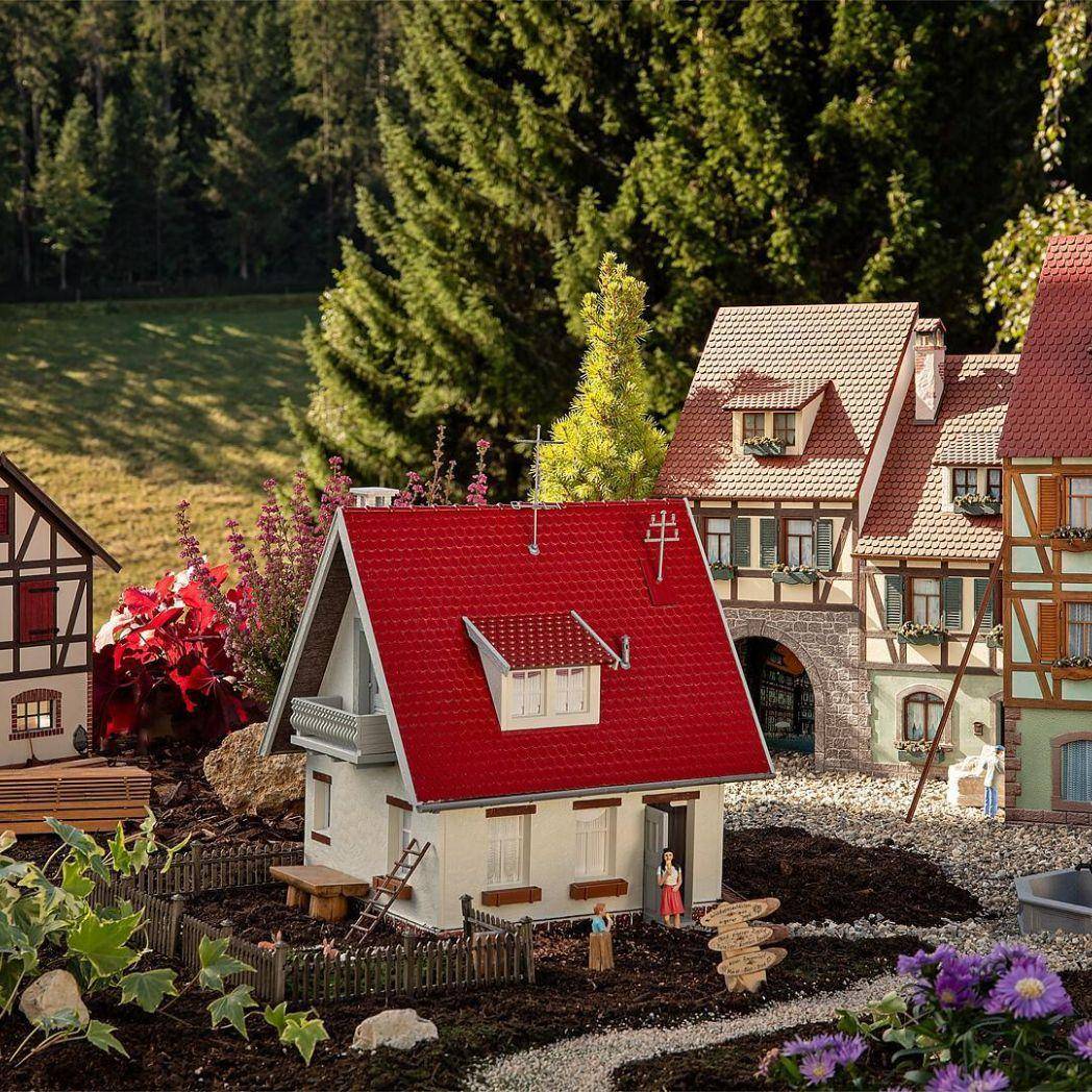 Pola 331092 G Einfamilienhaus