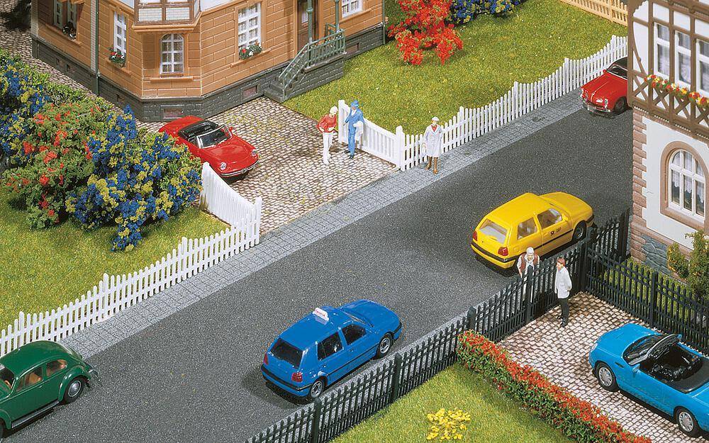 Faller 180410 Gartenzaun mit Tor, 710 mm Epoche II