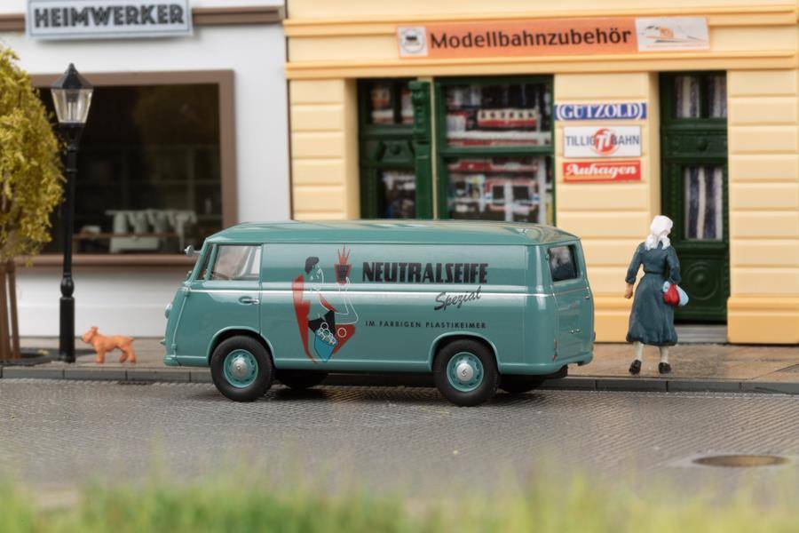 Auhagen 66012 H0 Kastenwagen HAKA-Werke Fertigmodell