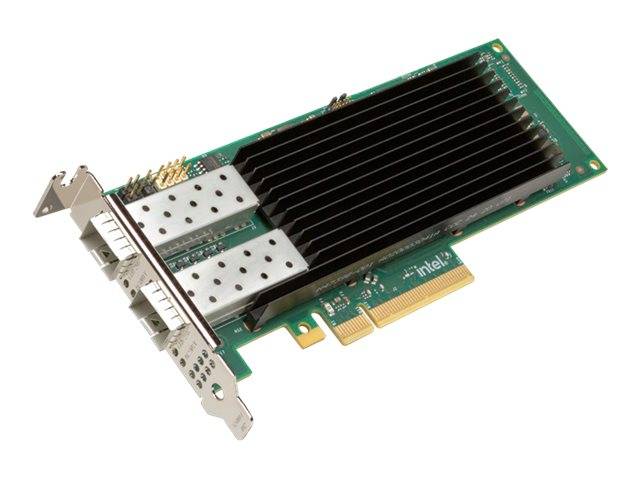 PCIe-Netzwerkadapterkarte mit großem schwarzem Kühlkörper und zwei Metall-SFP-Anschlüssen, gezeigt auf weißem Hintergrund.