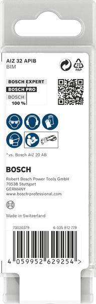 BOSCH' Etikett mit Symbolen für Schutzausrüstung: Schutzbrille, Gehörschutz, Handschuhe, aktualisiertes Werkzeugbild. Adresse: 70538 Stuttgart, Deutschland.