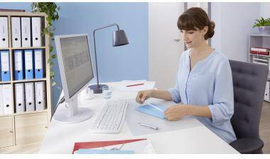 tesa Klebefilm film kristall-klar 19 mm x 33 m (B x L) einseitig