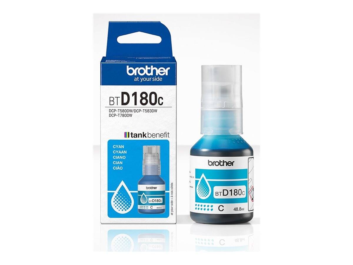 Brother BTD180C Cyan-Tintenflasche mit Originalverpackung nebeneinander auf weißem Hintergrund dargestellt.