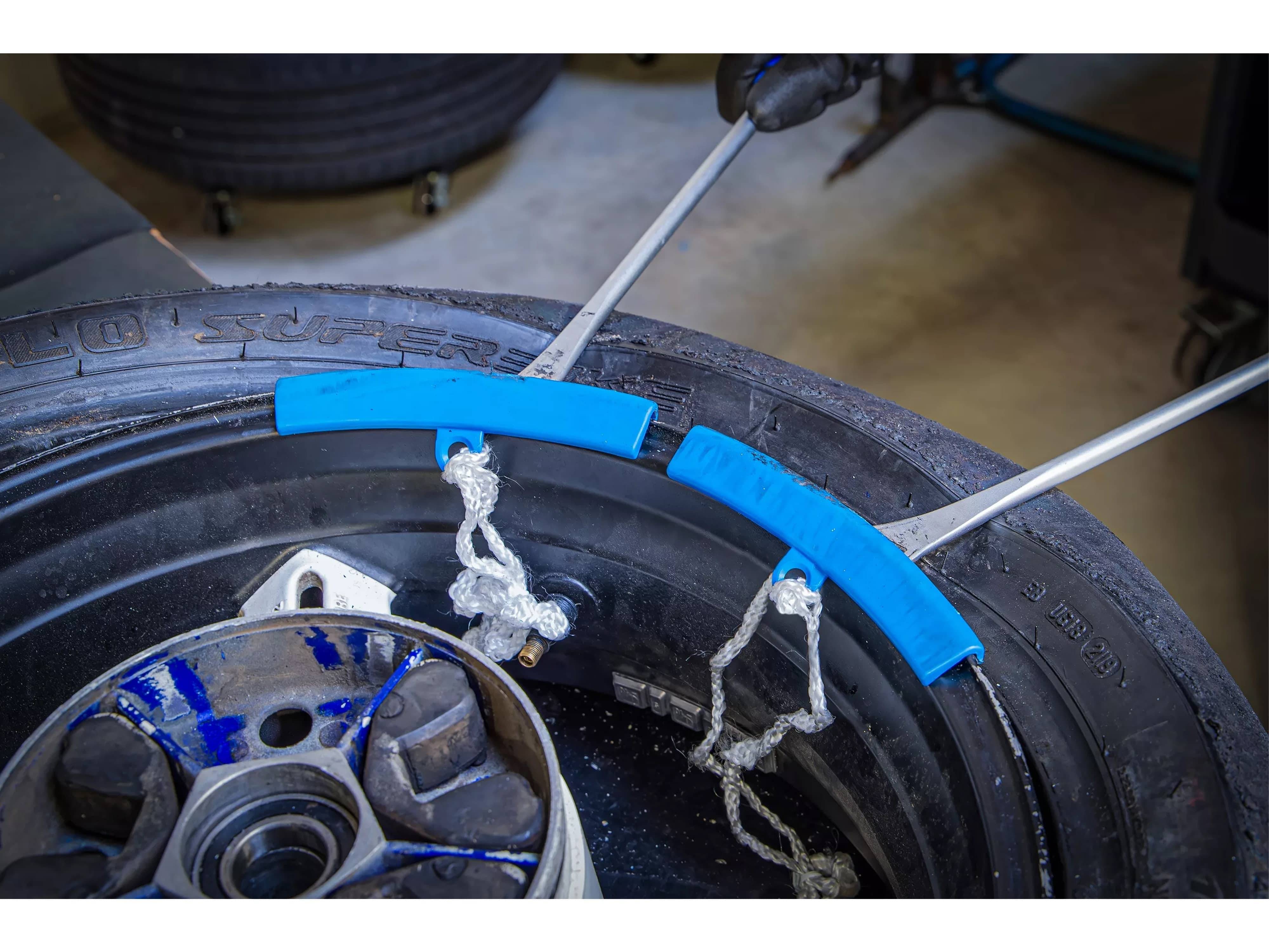 BGS TECHNIC Reifen-Montiereisen- und Kantenschutz-Satz, 74447, für Motorräder, 13-teilig