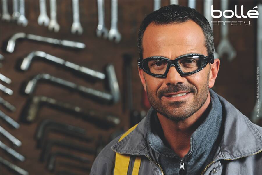 Schutzbrille TRACKER TRACPSI Rahmen schwarz Scheibe klar Scheibenkennzeichnung 2C-1.2 1 BT KN CE Beschichtung PLATINUM V