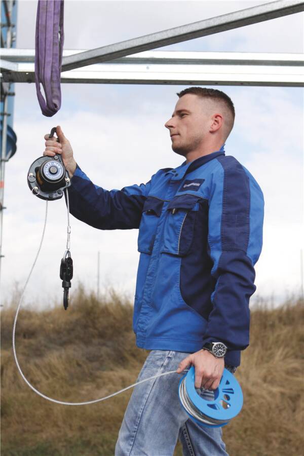 Mobile Seilwinde Pulleyman 941152601 Typ Seilwinde P300 Set Tragkraft 300 kg Lieferumfang Seilwinde, 12 Meter Seil auf K
