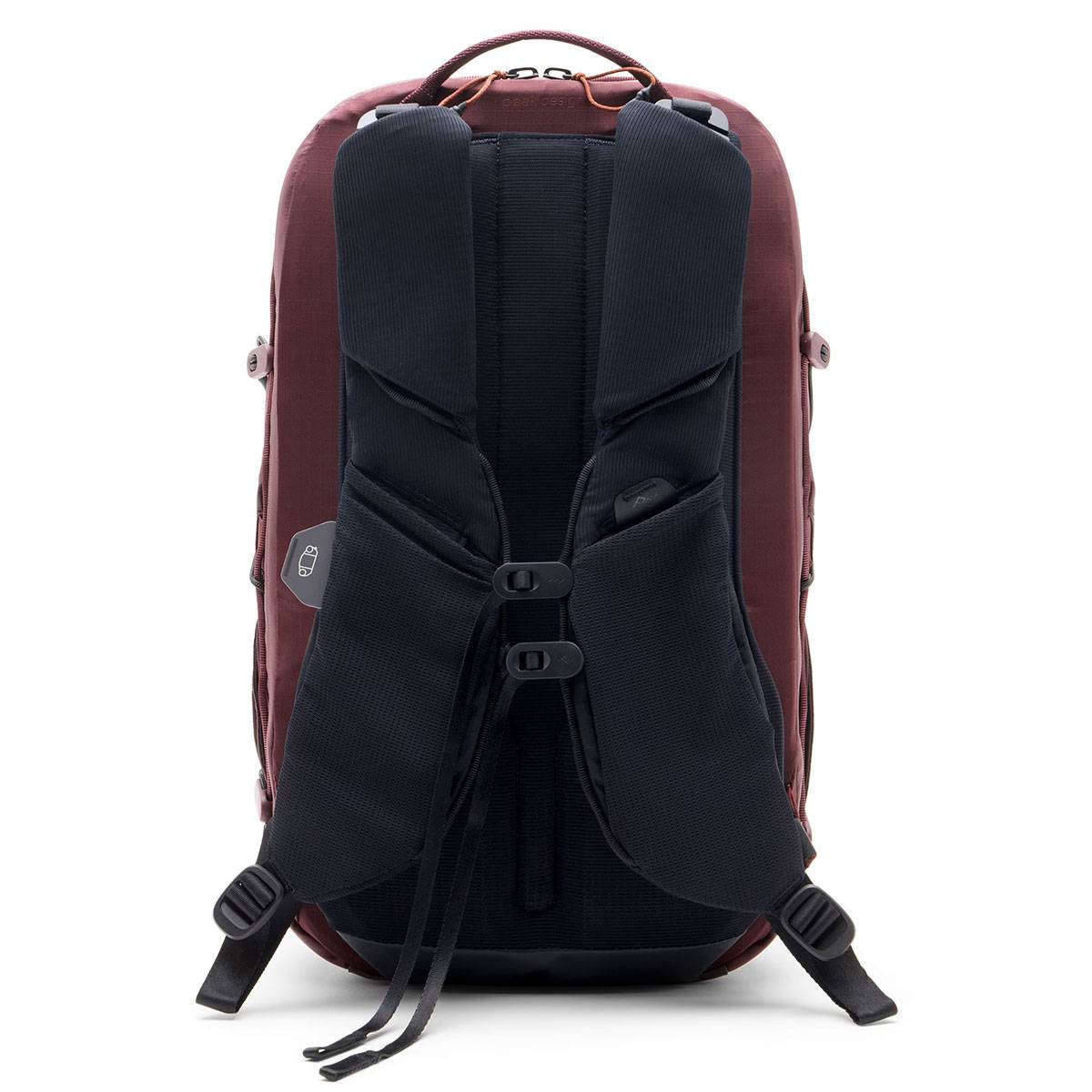 Peak Design Outdoor Backpack Zip 18L Rucksack - Eclipse (Weinrot)