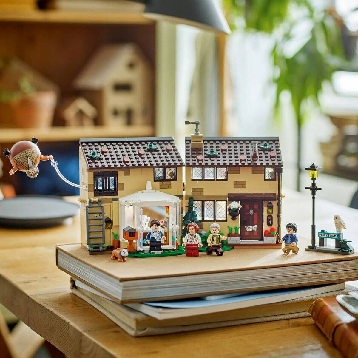 76451 Lego 76451 Harry Potter Ligusterweg: Tante Magdas Besuch