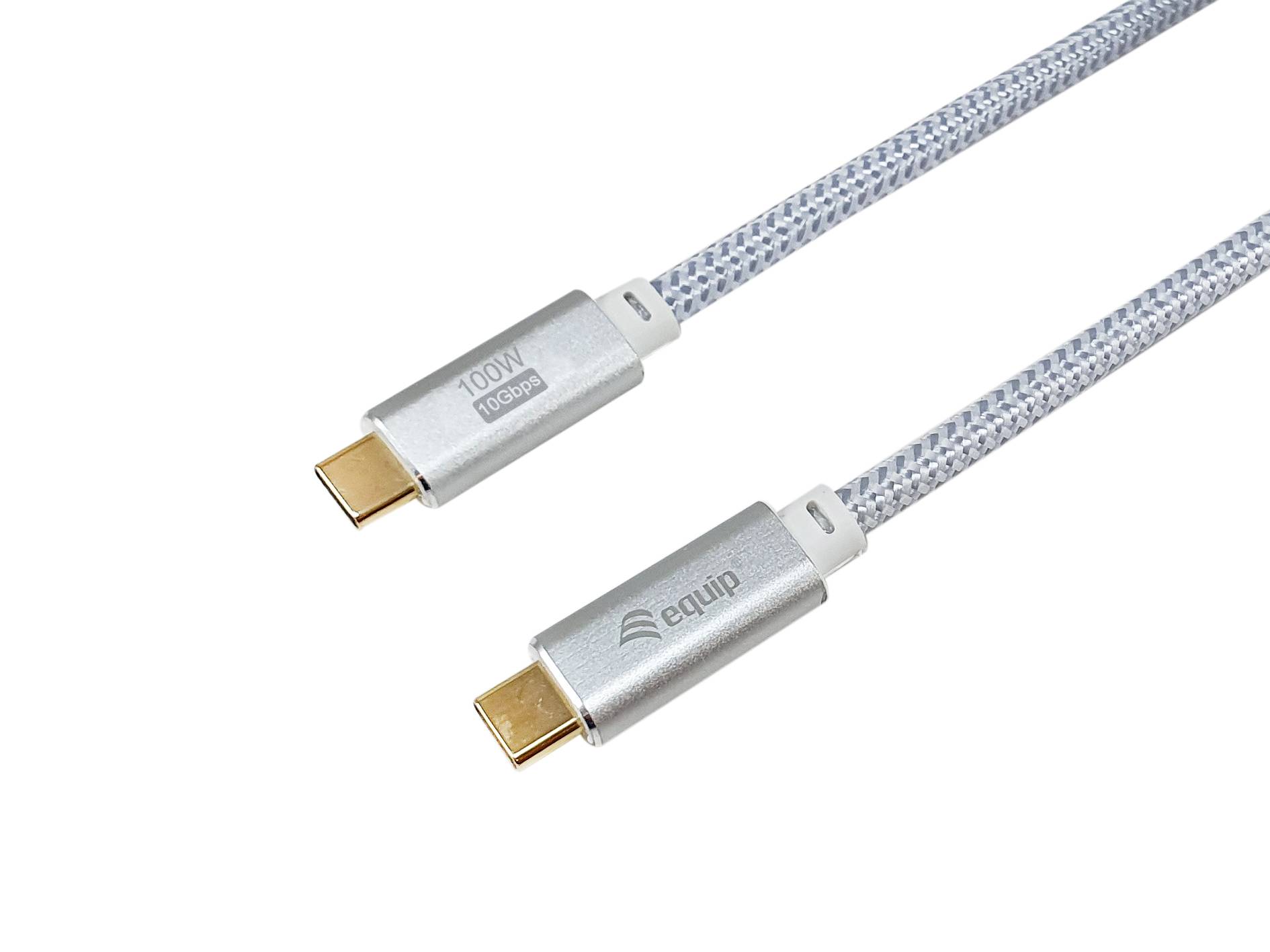 Zwei geflochtene USB-C-Kabelenden auf weißem Hintergrund, eines mit 100W gekennzeichnet und eines mit equip beschriftet.