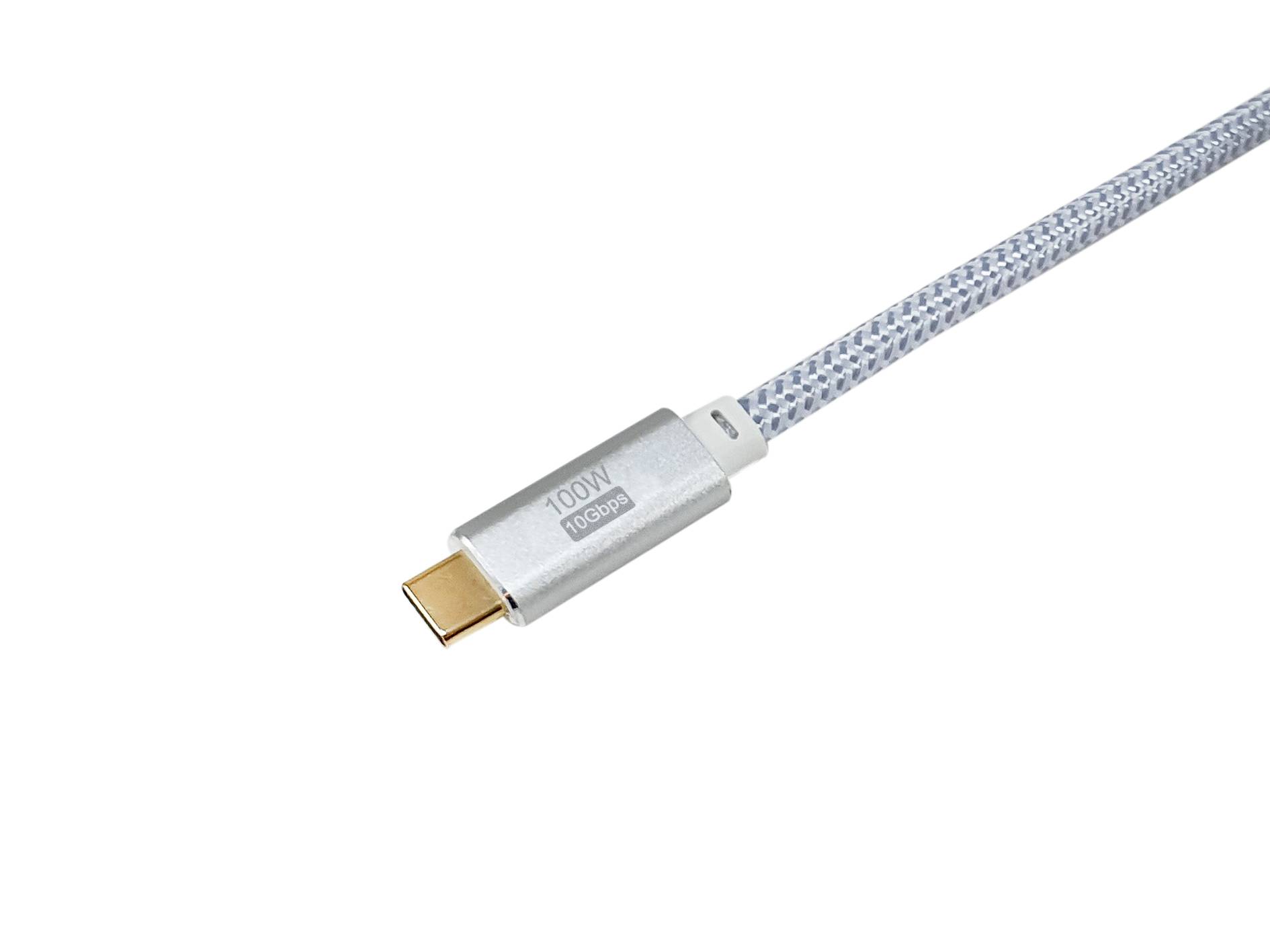 USB-C-Ladekabel mit geflochtenem grauem Ärmel und silbernem Stecker mit der Aufschrift „100W