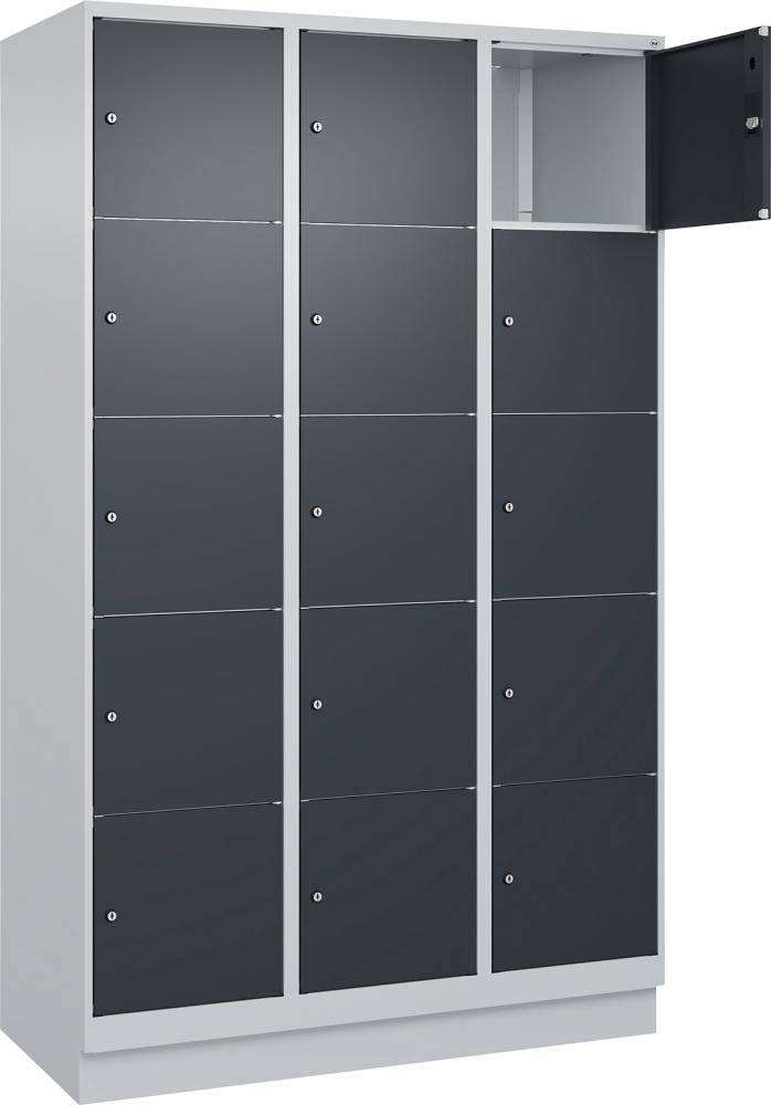 Fächerschrank CLASSIC B1200xT500xH1950 mm RAL 7035/7016, 3x5 Fächermit 100 mm hohem Sockel - Artikel: 7830373215
