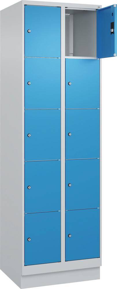 Fächerschrank CLASSIC B600xT500xH1950 mm RAL 7035/5012, 2x5 Fächermit 100 mm hohem Sockel - Artikel: 7830373202