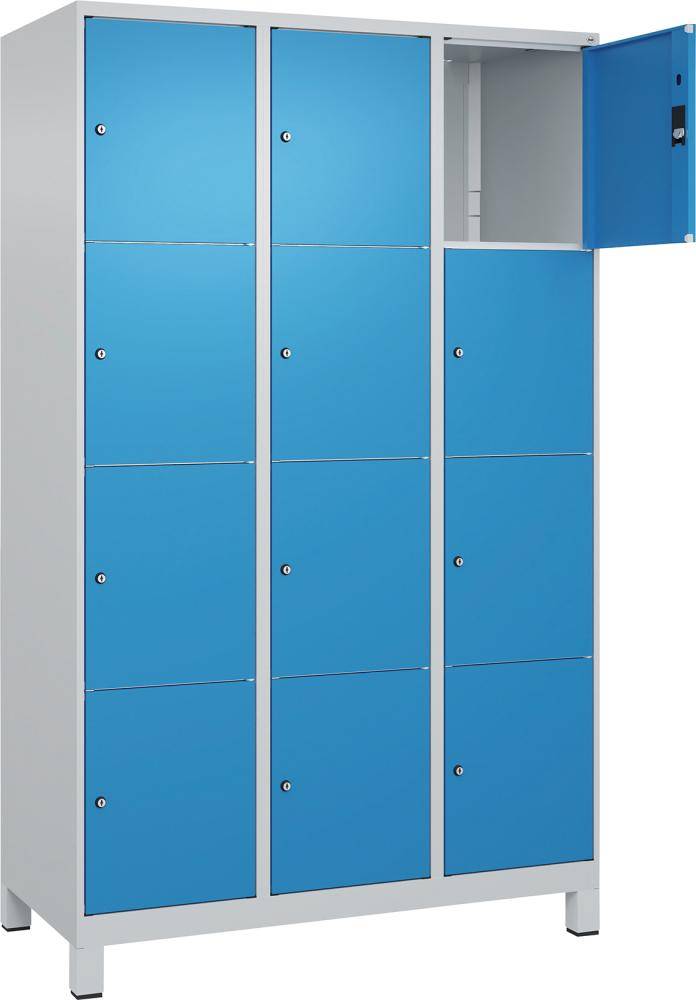 Fächerschrank CLASSIC B1200xT500xH1950 mm RAL 7035/5012, 3x4 Fächermit 100 mm hohen Füßen - Artikel: 7830372965
