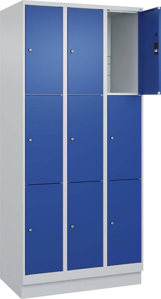 Fächerschrank CLASSIC B900xT500xH1950 mm RAL 7035/5010, 3x3 Fächermit 100 mm hohem Sockel - Artikel: 7830373114