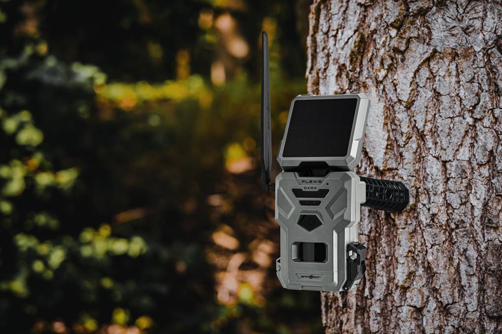 Spypoint FLEX-S-DARK Wildkamera LTE 4G, 40 MP, Auslösezeit 0,3 Sek., Solar, App-fähig