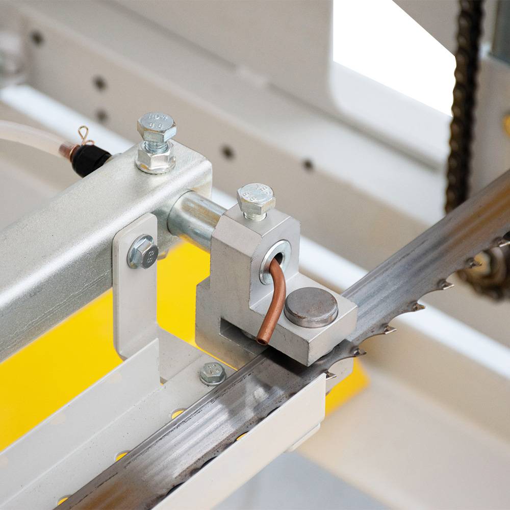 BAMATO Blockbandsäge BBSW-790PROA mit 5,9m Rollbahn und automatischem Vorschub