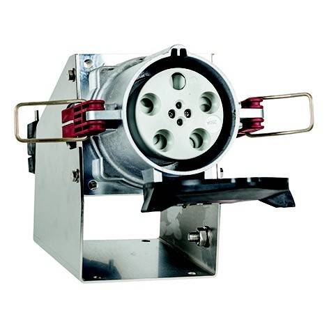 Metallischer elektrischer Steckverbinder mit seitlichen Federklammern und offener Montageklammer auf weißem Hintergrund.