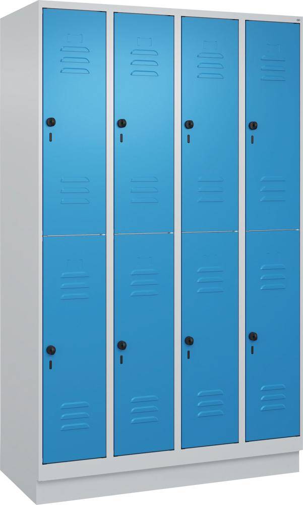 Doppelst. Schrank CLASSICB1200xT500xH1950 mm RAL 7035/5012, 4x2Abteilemit 100 mm hohem Sockel - Artikel: 7830373366