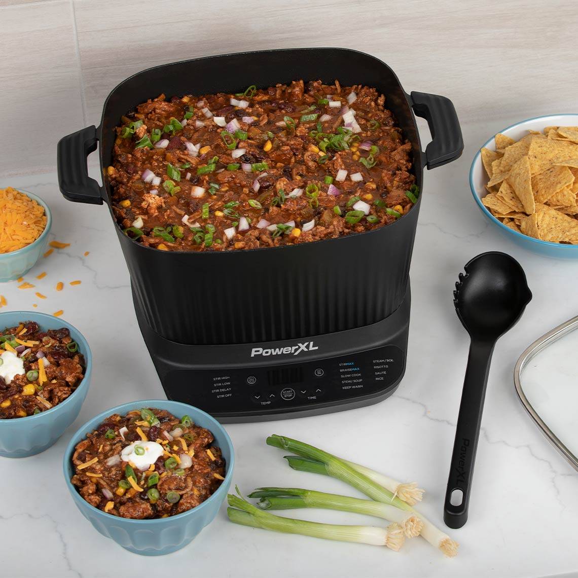 PowerXL StirMax – Innovativer Multikocher mit automatischem Rührsystem - 9 Programmen - Keramik-Antihaft-Beschichtung & umfangreichem Zubehör