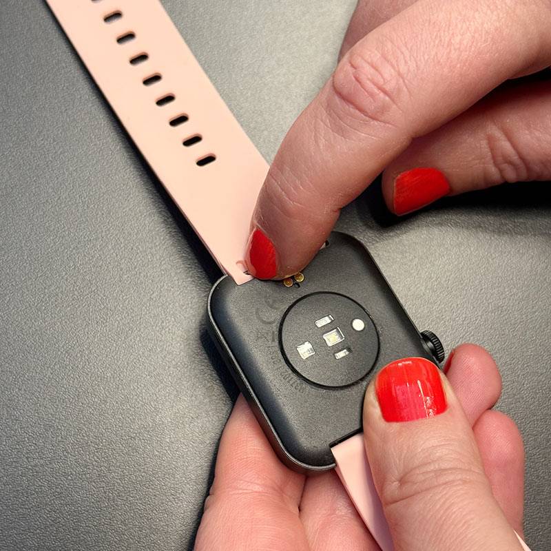 Kendox LifeTracker Ersatzarmbänder 4er-Set – Austauschbare Silikonarmbänder in Grau, Rosa, Grün & Schwarz – Zubehör für Kendox LifeTracker Sm