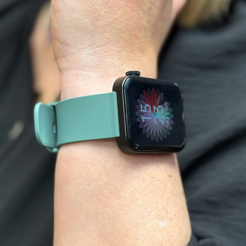 Kendox LifeTracker Ersatzarmbänder 4er-Set – Austauschbare Silikonarmbänder in Grau, Rosa, Grün & Schwarz – Zubehör für Kendox LifeTracker Sm