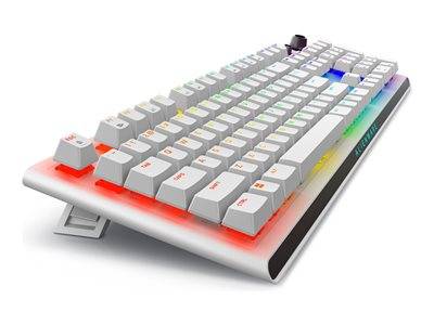 Eine weiße mechanische Tastatur mit RGB-Hintergrundbeleuchtung. Die Tasten sind in verschiedenen Farben beleuchtet. Die Tastatur wird aus einem Seitenwinkel betrachtet.