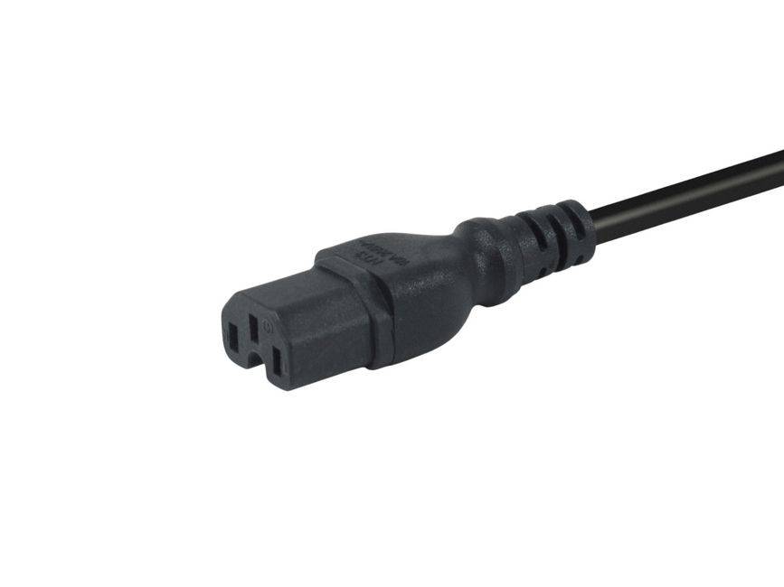 Schwarzes IEC-Stromkabelstecker-Anschluss-Stecker mit zwei rechteckigen Schlitzen, auf weißem Hintergrund gezeigt.