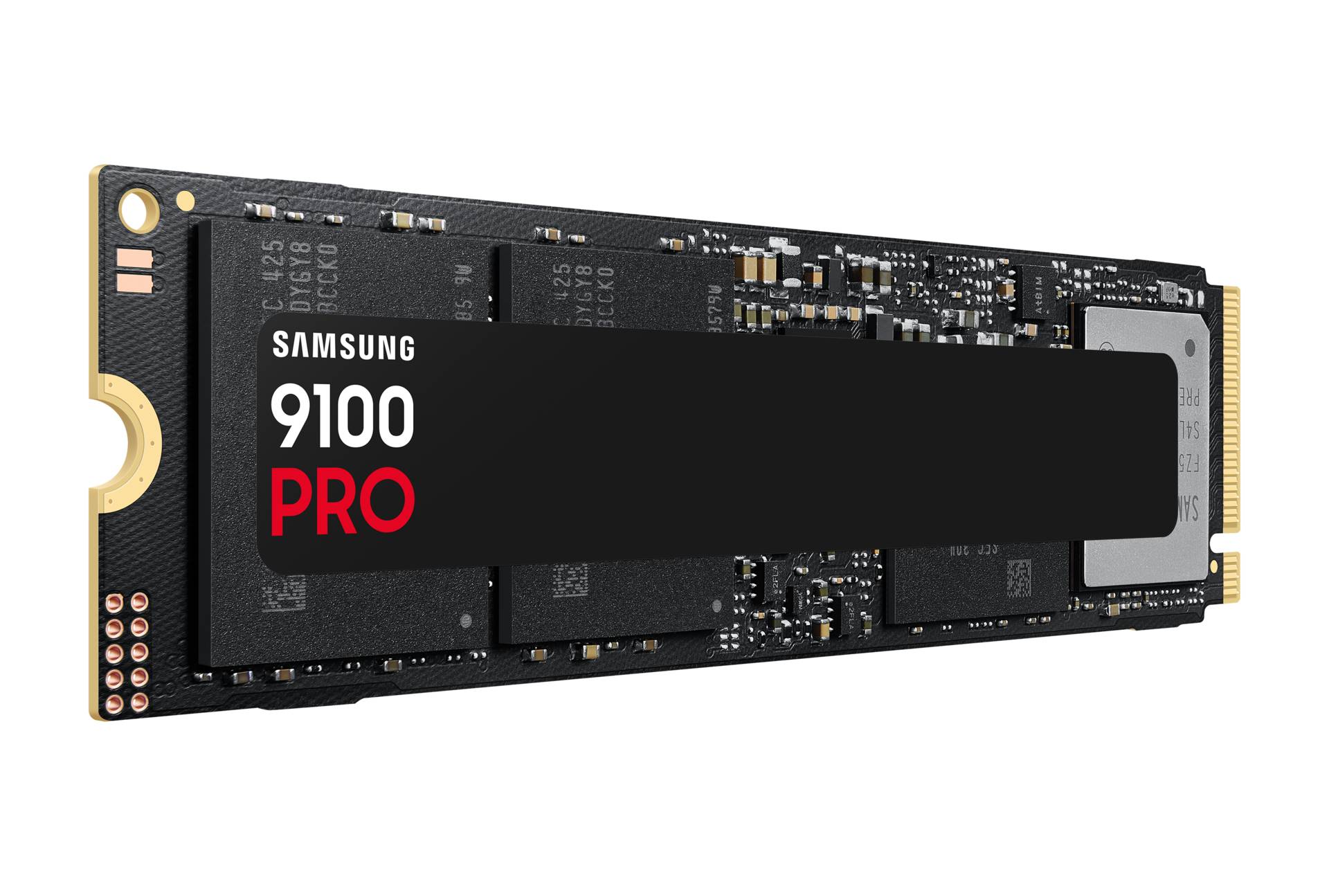 Samsung 9100 PRO M.2 Solid-State-Laufwerk auf schwarzem Hintergrund dargestellt.