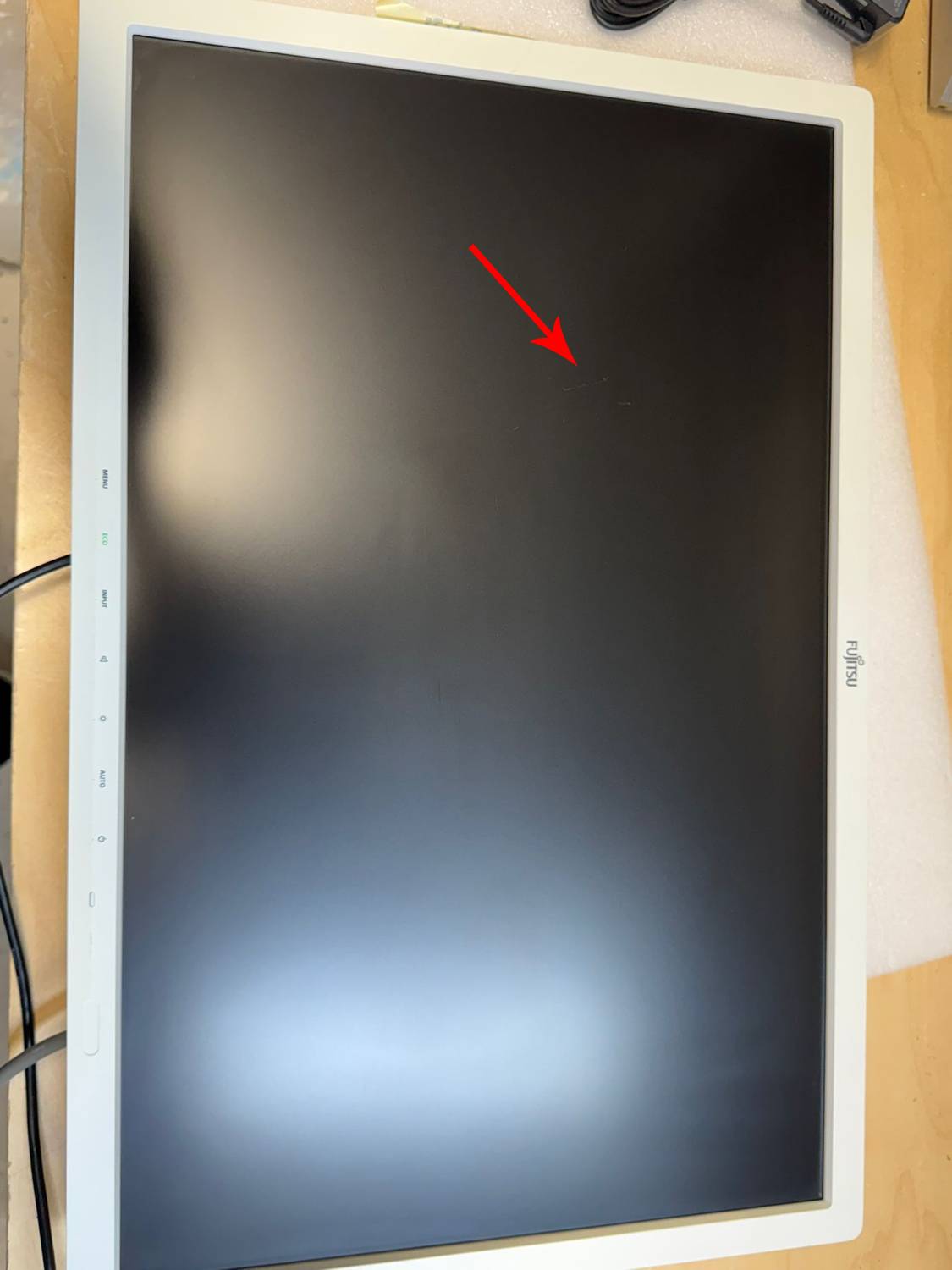 Fujitsu B-Line B24W-7 LED 24-Zoll Monitor IPS WUXGA 1920x1200 DP VGA DVI USB Lautsprecher 5ms weiß ohne Fuß Displaykratzer - Gebraucht