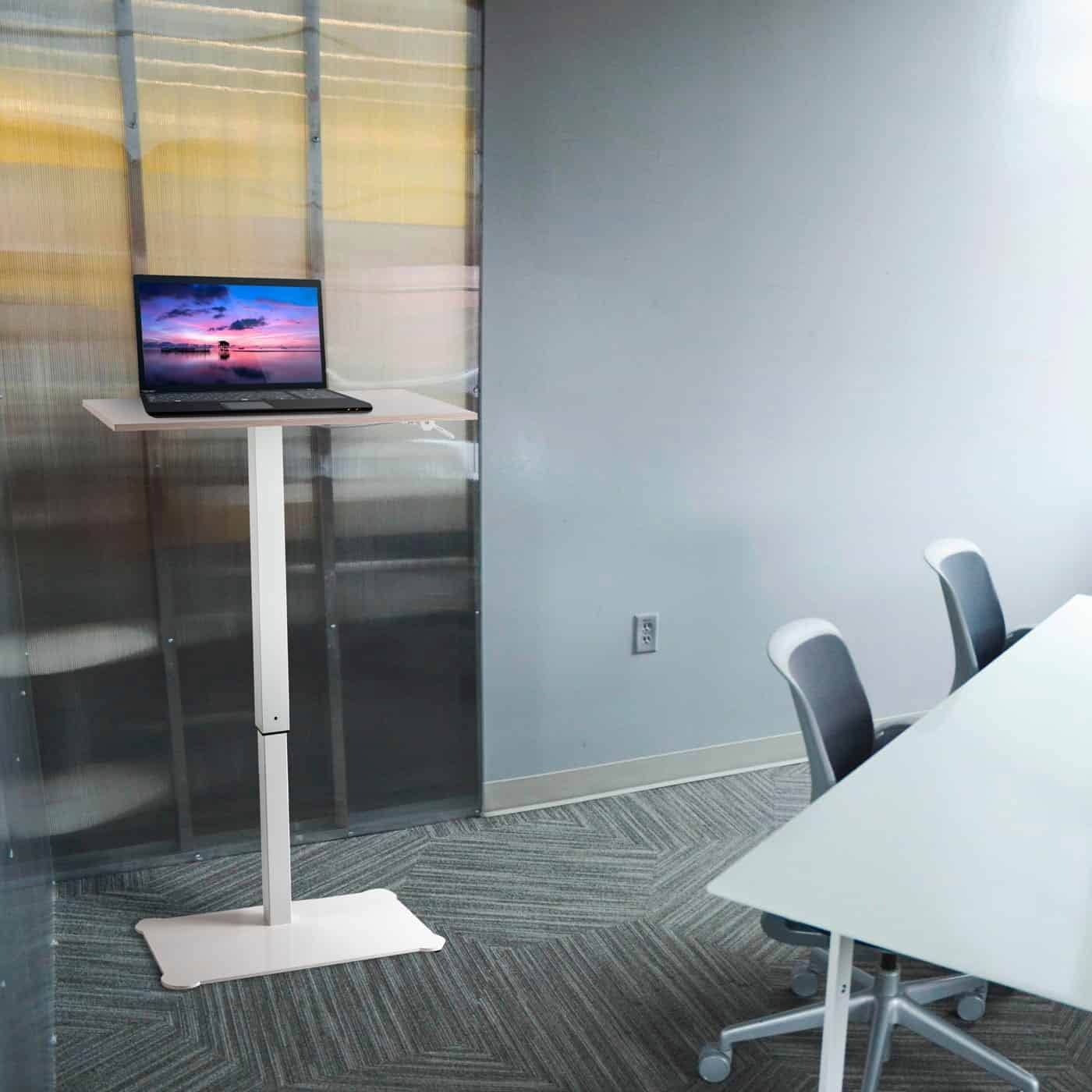 Mobiler Remote Arbeitsplatz Schreibtisch Smart 700 mit einfach bedienenden Hebemechanismus