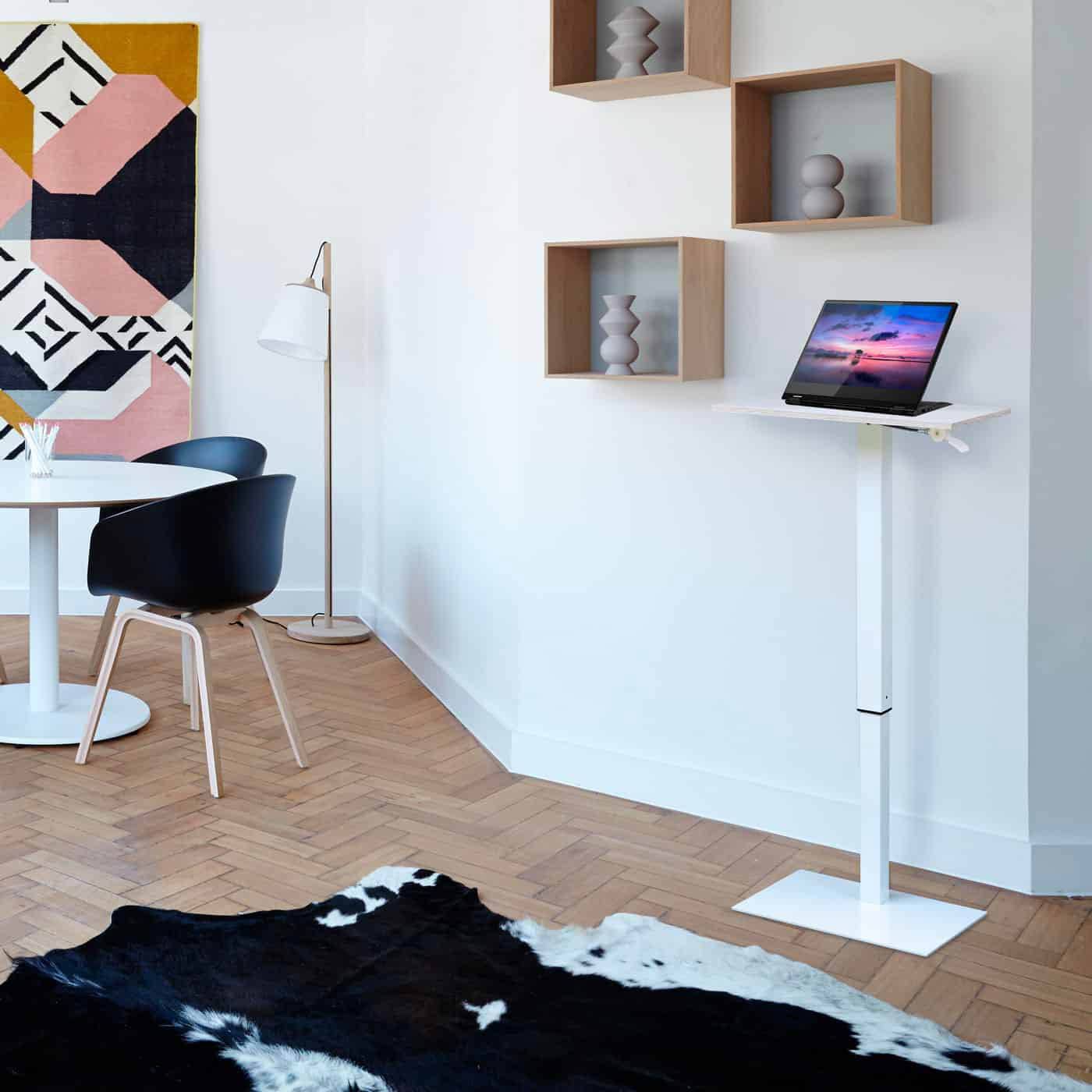 Mobiler Remote Arbeitsplatz Schreibtisch Smart 500 mit anpassbarer Ergonomie