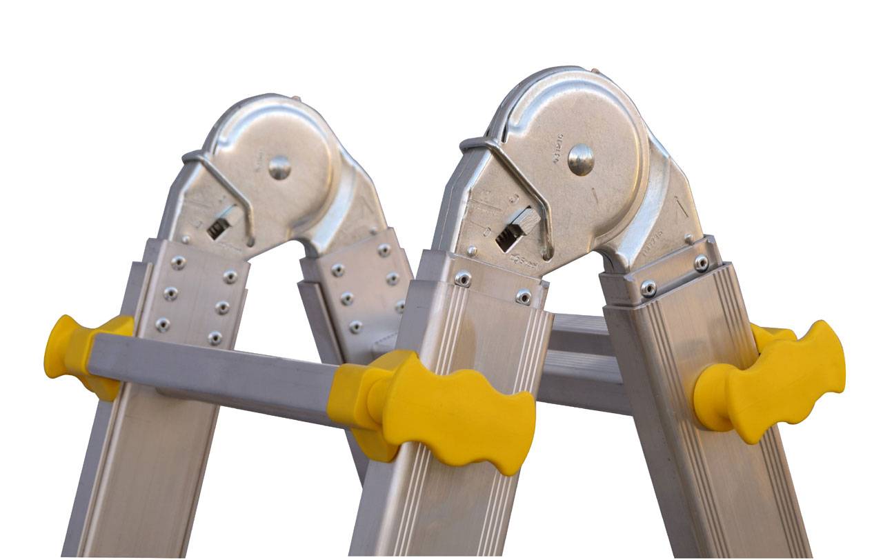 Siedra Teleskopleiter 984 mit stabilem Stahlbügelgelenk 4x4 Sprossen