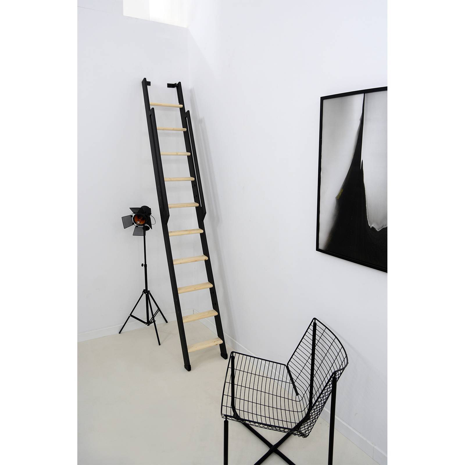 Minka Wangentreppe Strong 152cm max. Geschosshöhe Fichte schwarz