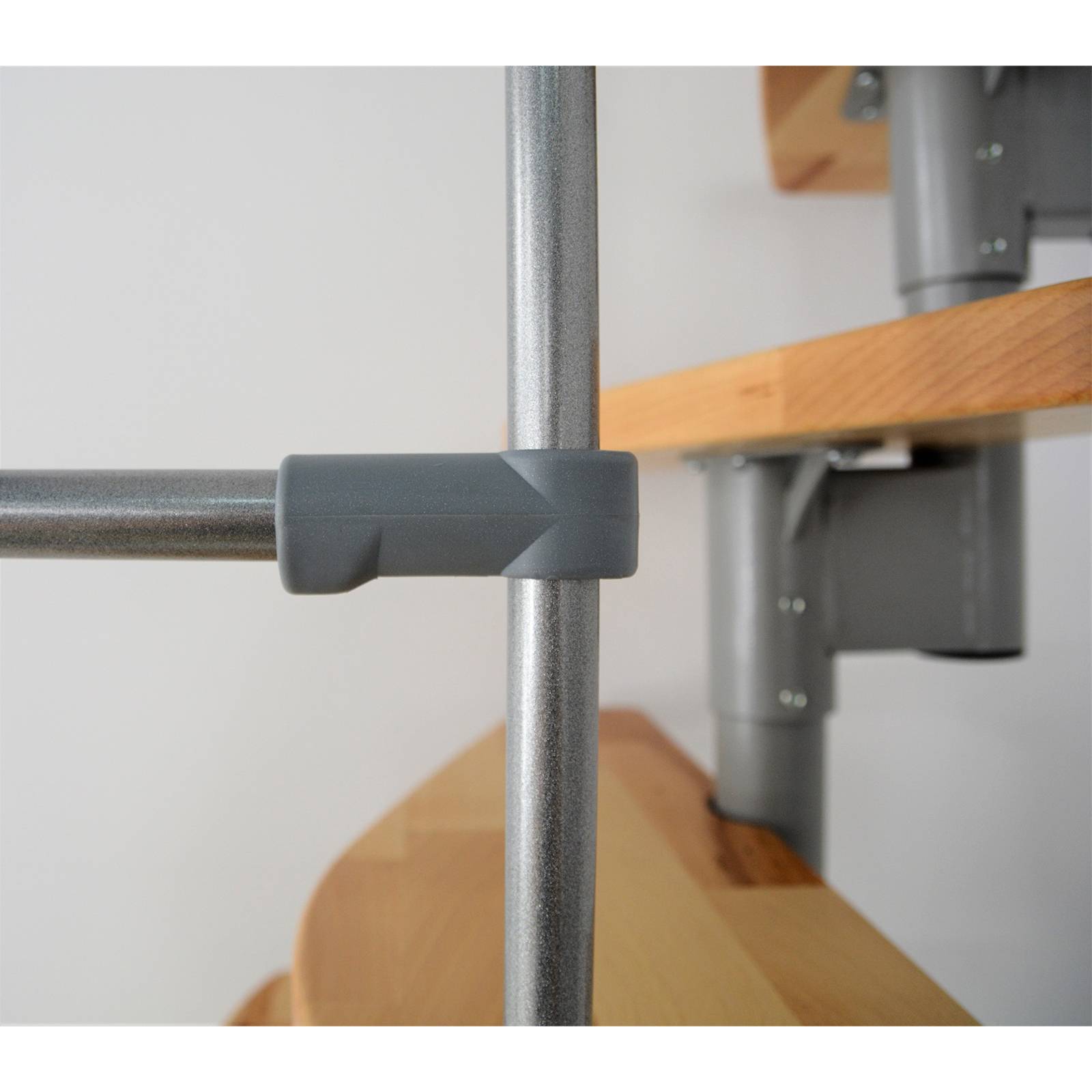 Minka Mittelholmtreppe Monaco 35 - 293,8cm Geschosshöhe Walnuss Weiß