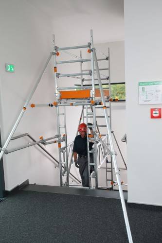 Layher Treppen-Kit für Fahrgerüst Uni Leicht mit 2 Durchgängen 5,03m AH